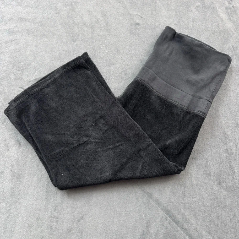 Juicy Couture Black Velour Fold Over Waist Lounge Shorts Medium Y2K Wide Leg